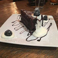 The Rouxpour Sugar Land food