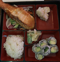 New Kanda Asian Fusion Sushi Lounge food