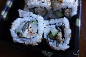 Truya Sushi food