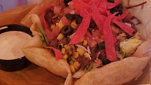 Caliente La Fiesta Mexicana food