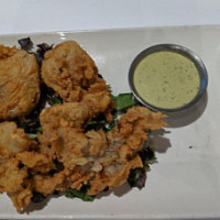 The Grilled Oyster Company food