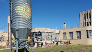 Nocona Beer Brewery outside