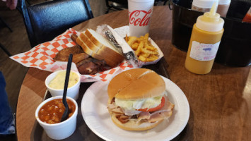 13th Street -be-que food