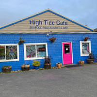 High Tide Cafe outside