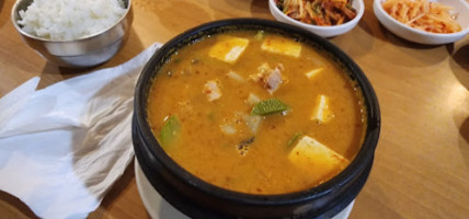 Golden Chopsticks Korean Restaurant food