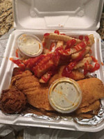 Wing Hut And Seafood food