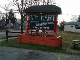 Joy Mart outside