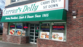 Curran's Delly Carryout outside
