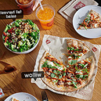 Mod Pizza Harden Ranch food