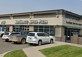 Mackenzie River Pizza Co. Billings outside