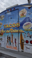 Tacos Asi Es Colima outside