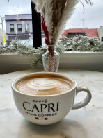 Caffe Capri Reed food