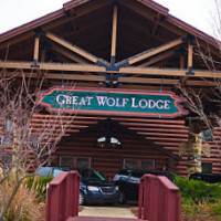 Great Wolf Lodge Water Park Traverse City outside