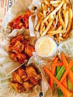 Wingstop food