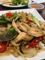 Little Thai Chinese Food -b.q food