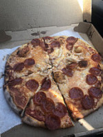 Fredy's Brickwood Pizza food