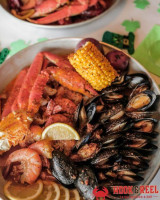 Hook Reel Cajun Seafood Bar food