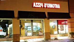 Antonio's Pizzeria Loschiavo food