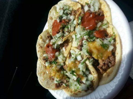 Tacos El Pely food
