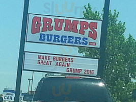 Grumps Burgers outside