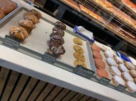 Rise’n Roll Bakery — Fishers food