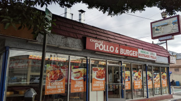 Chavez Pollo Burger outside