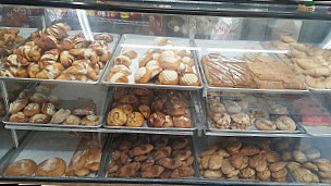 Cafe Chapin Bakery food