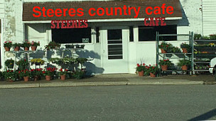 Steere's Country Cafe outside
