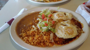 Los Dominguez Family Mexican food