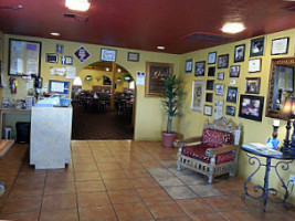 Jose's Mexican inside