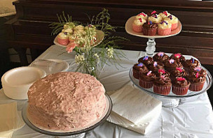 Homemade Delights By Twyla food