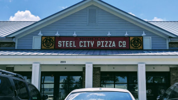 Steel City Pizza outside