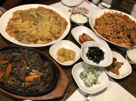 Haewadall 시카고 맛집 한식당 족발 대구머리 찜 보쌈 아구찜 food