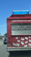 Lobsta Truck outside