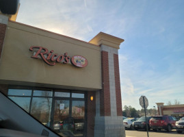 Rico's Mexican Grill outside