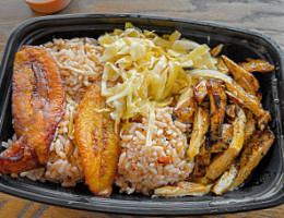 Simply Jerk Jamaican Grill food