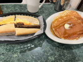 Kitty's Luncheonette food