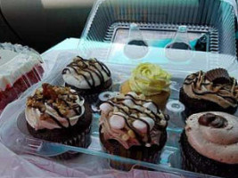 Cupcake And Things Bakery food