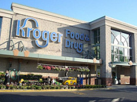 Kroger Bakery outside