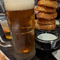 Red Robin Gourmet Burgers And Brews food