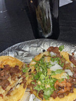 Tacos El Habanero food