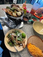 La Perla Mexican food