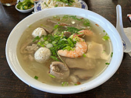 Kim Ky Noodle House food