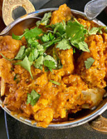 Shanti's Indian Cuisine food