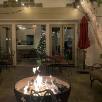 Melange Bar at the Chateau Lake La Quinta inside