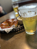 Scuttlebutt Brewing Company food