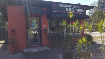 Smokin' Oaks Bbq outside
