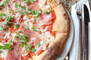 Baker's Crust Short Pump food