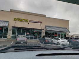 Dickey's Barbecue Pit outside