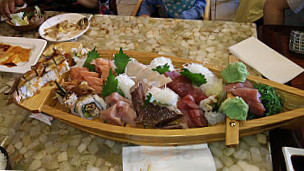 E Sushi Japanese food